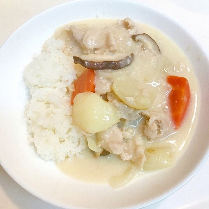 豚肉と椎茸の ちょっと和風なクリームシチュー レシピ 作り方 By えだ豆カシューナッツ 楽天レシピ 豚肉と椎茸の ちょっと和風なクリームシチュー レシピ 作り方 By えだ豆カシューナッツ 楽天レシピ